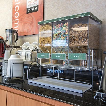 Comfort Suites Victorville-Hesperia Bagian luar foto