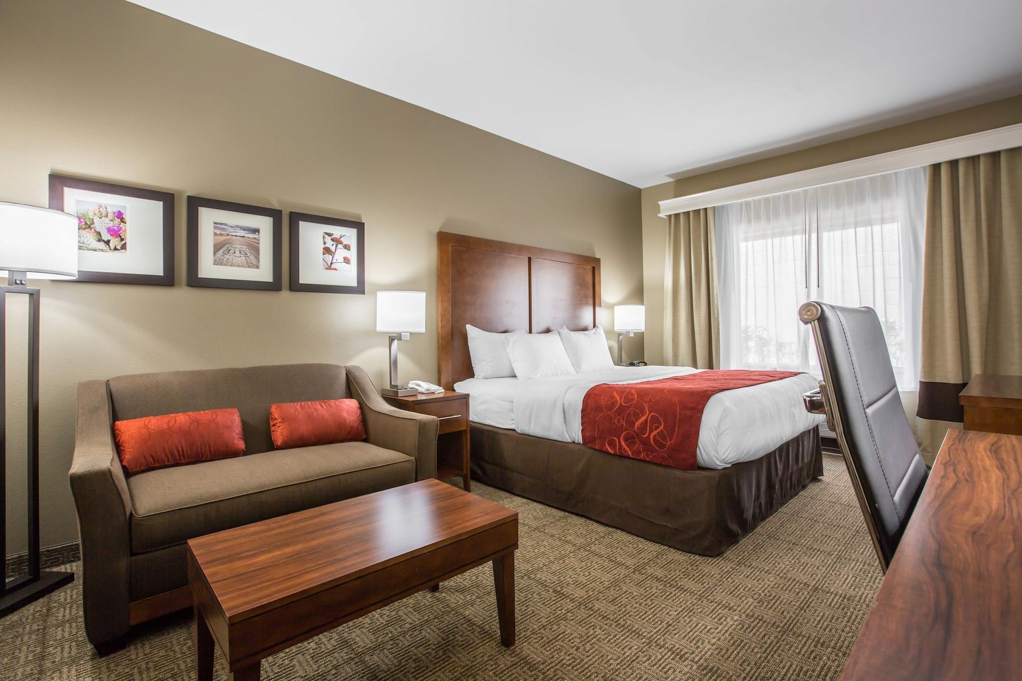 Comfort Suites Victorville-Hesperia Bagian luar foto