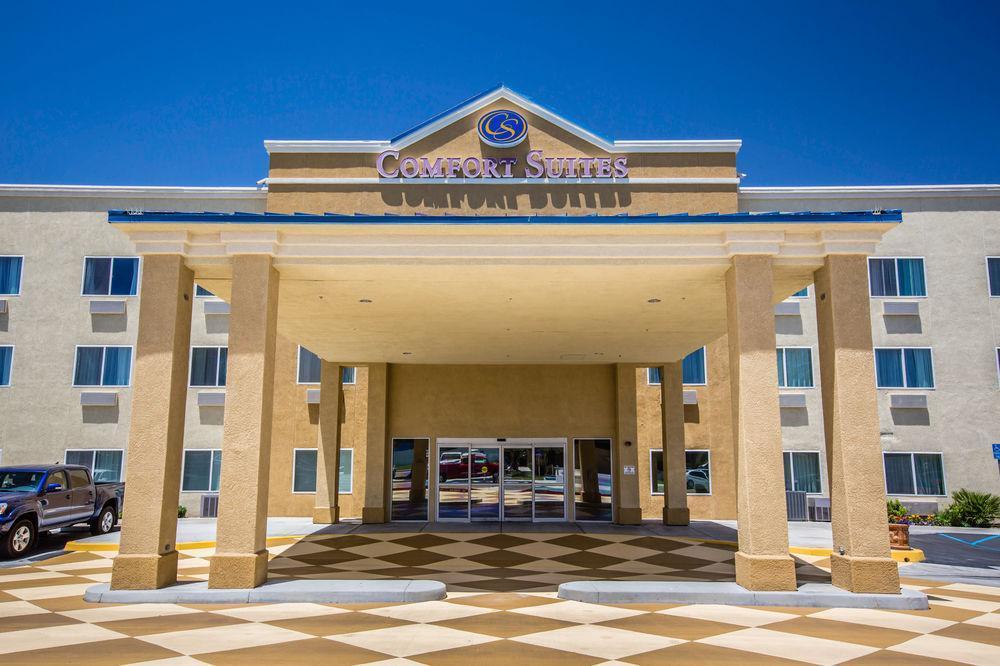 Comfort Suites Victorville-Hesperia Bagian luar foto