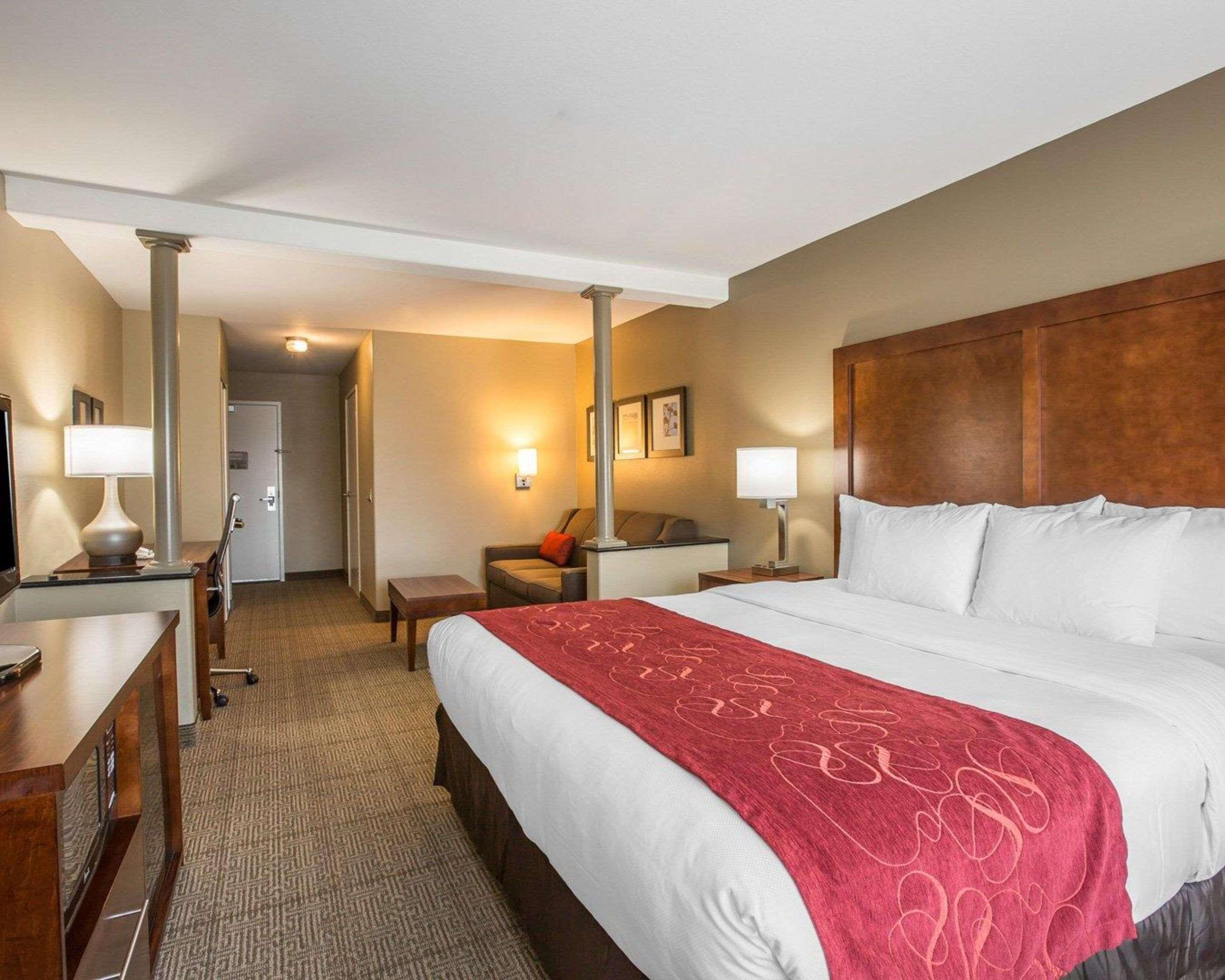 Comfort Suites Victorville-Hesperia Bagian luar foto