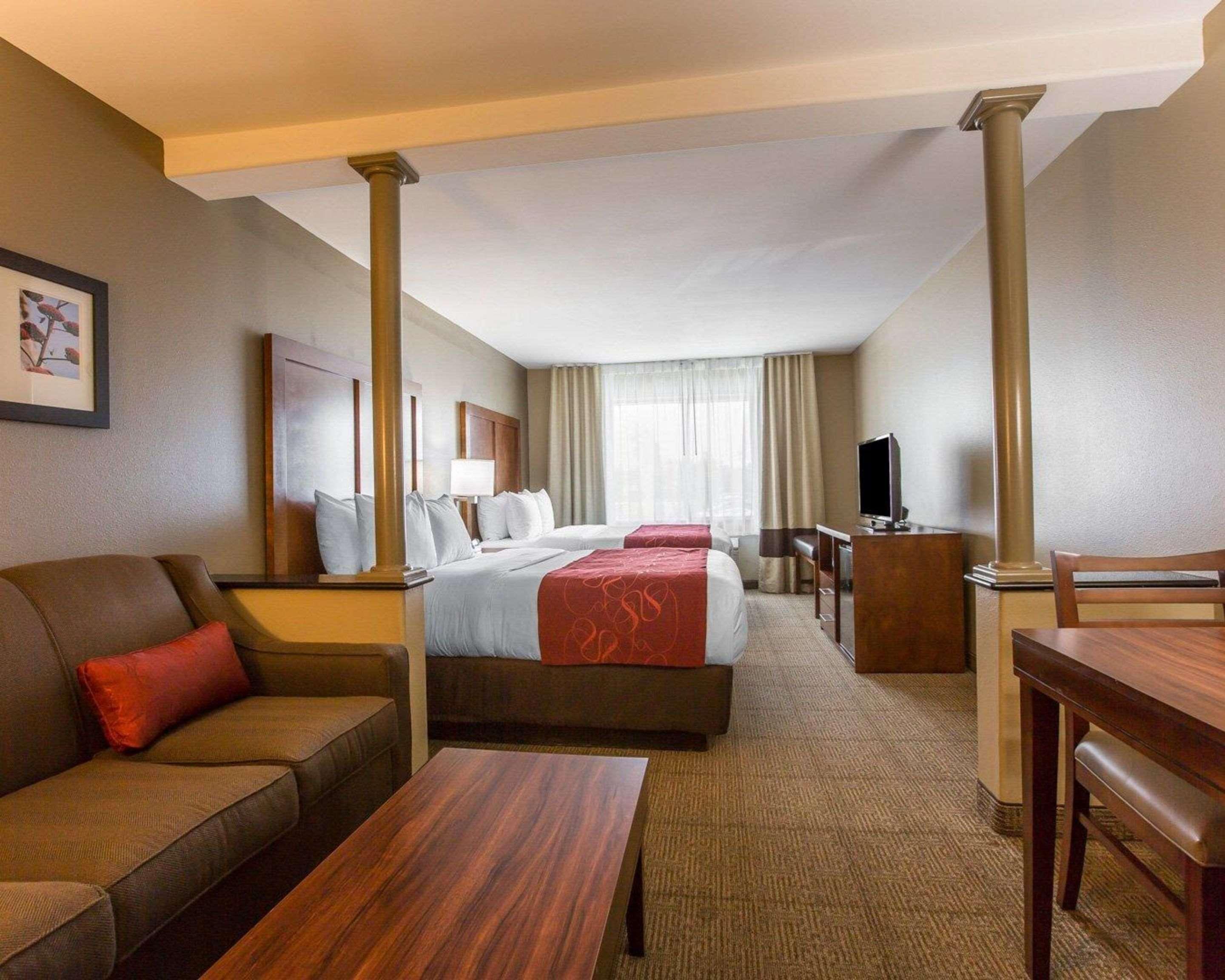 Comfort Suites Victorville-Hesperia Bagian luar foto